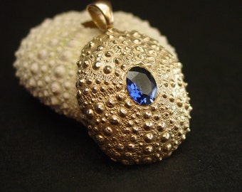 Medium Sea Urchin Necklace with Sapphire - Seashell Necklace - Statement Necklace - Sea Urchin Pendant