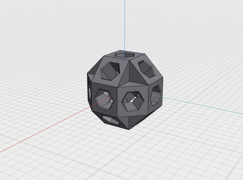 K&ouml;nnte beinhalten: Graues geometrisches 3D-Modell eines Dodekaeders mit sechseckigen &Ouml;ffnungen. Das Objekt schwebt in einer gitterartigen Umgebung, mit sich kreuzenden roten, gr&uuml;nen und blauen Linien. Das Modell hat eine facettierte Oberfl&auml;che.