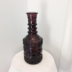 Jim Beam Amethyst Glass Decanter No Cork Vtg 1967 Pretty Purple
