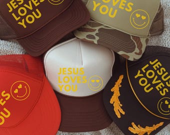 Custom Jesus Loves You Christian Snap Back Foam Baseball Hat Mesh 5 Panel Vintage American Trucker Cap Christian Streetwear Faith-Based Hat