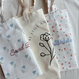 Christian Tote Bag Bible Study Shoulder Bag with Zipper Everyday Essential Bag with Inside Pocket Cute Summer Bag Church Tote Religious Gift