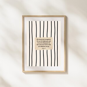 Be Strong and Courageous Striped Wall Art Joshua 1:9 Scripture Christian Faith Decor Unframed Physical Print bild 2