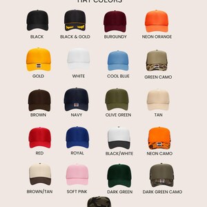Puede incluir: Una variedad de gorras de camionero en varios colores, incluyendo negro, dorado, borgo&ntilde;a, naranja ne&oacute;n, dorado, blanco, azul claro, camuflaje verde, marr&oacute;n, azul marino, verde oliva, beige, rojo, real, negro/blanco, camuflaje ne&oacute;n, marr&oacute;n/beige, rosa suave, verde oscuro, camuflaje verde oscuro y camuflaje verde completo. Texto: "Love on High HAT COLORS".