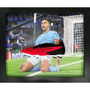 Fussballschuh von Manschettenknöpfen vonMancher City Rodri