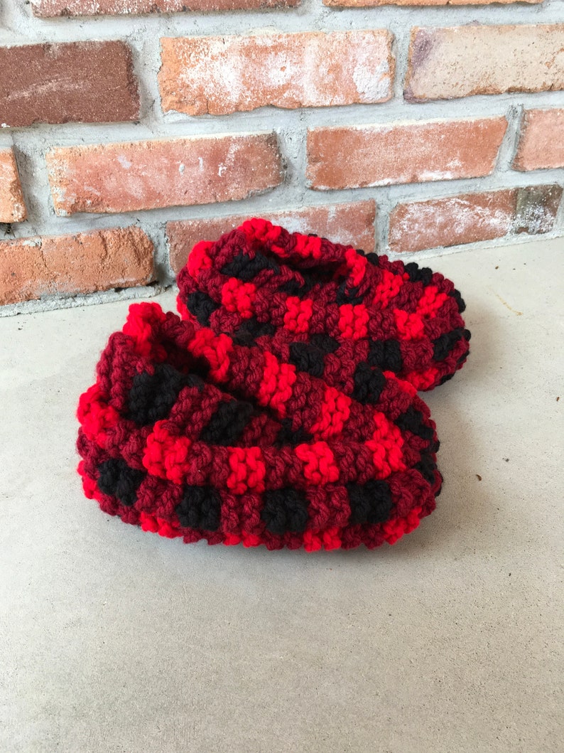 Buffalo Plaid Knitted Slippers Adult Red Checkered Slippers Knitted Slippers women/'s US 8-10 ready to ship