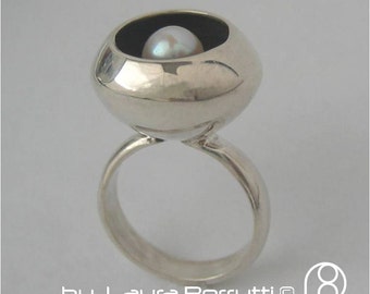 Sterling ring with drop pearl in an oxidize bowl