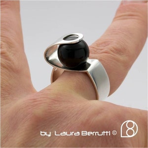 Sterling Silver Ring with Onyx Sphere image 2