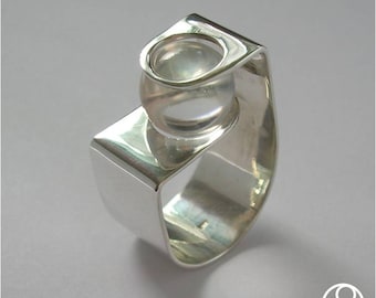 Anel Sterling com Esfera de Cristal Rock