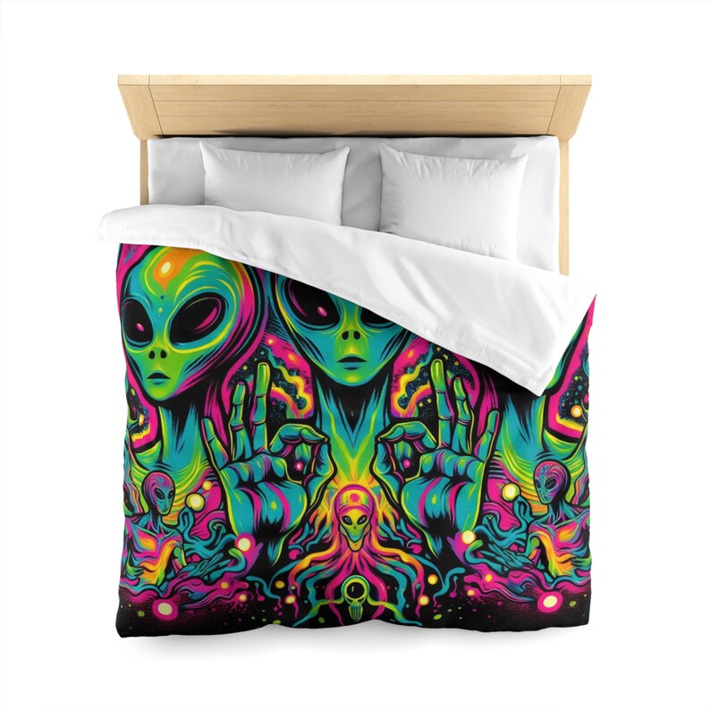 Original Psychedelic Bed Duvet Cover Allien Cosmic Dreamscape Alien ...