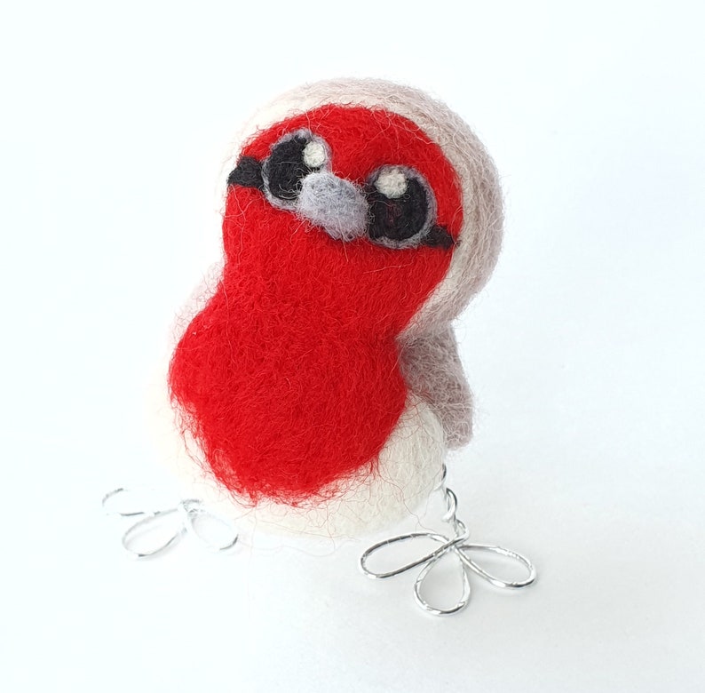 Needle Felted Robin Bird, Red Breasted European Robin image 4