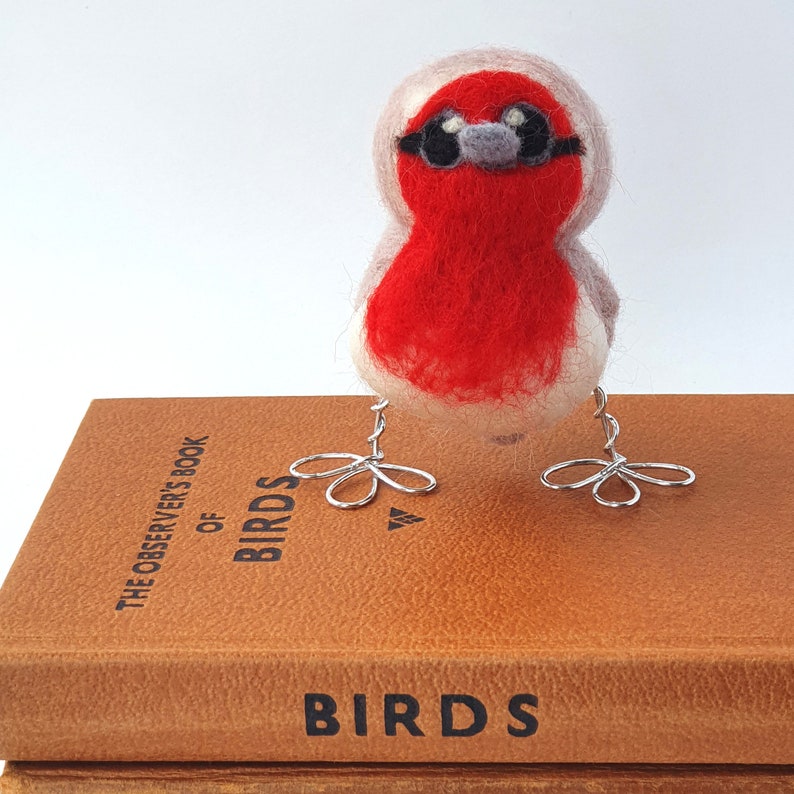 Needle Felted Robin Bird, Red Breasted European Robin image 2