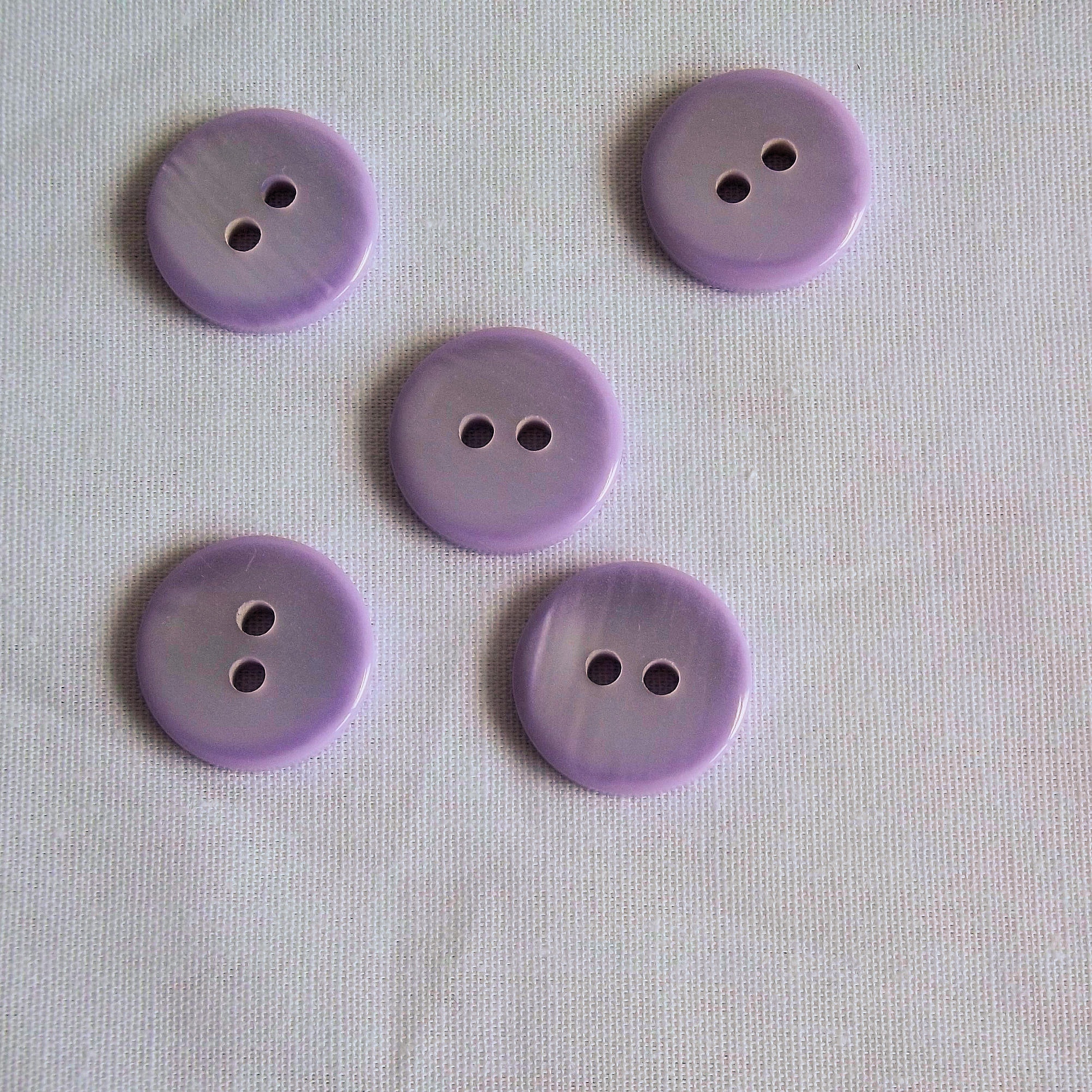 Lilac buttons Pearly Lilac 2 hole Buttons 14mm Buttons 2 Etsy