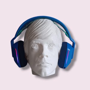 Luke Skywalker Headphone Head - 3D Printed Headphone Stand Bust, star wars