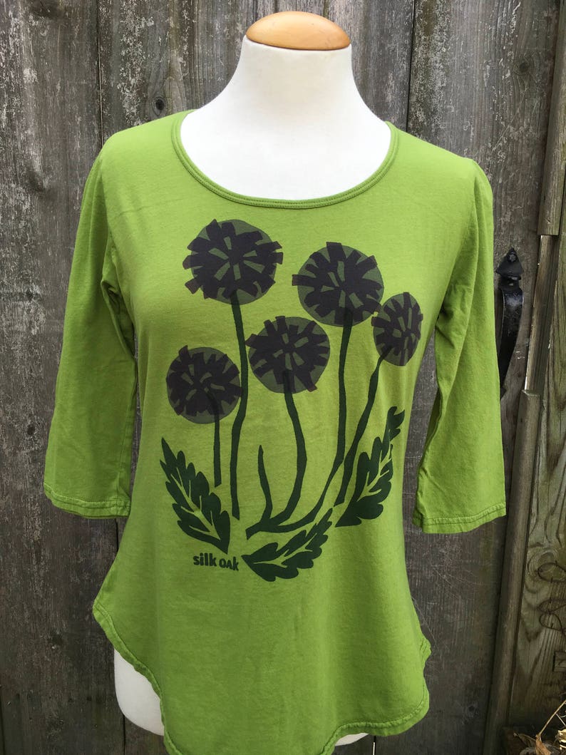Women's 3/4 Sleeve Scoop Neck Purple Flowers on a Lime Green Tunic Tee image 6