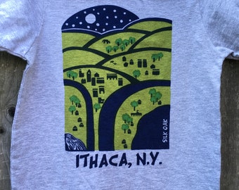 Ithaca landschap unisex T-shirt met korte mouwen