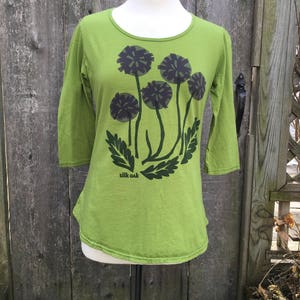 Women's 3/4 Sleeve Scoop Neck Purple Flowers on a Lime Green Tunic Tee image 4