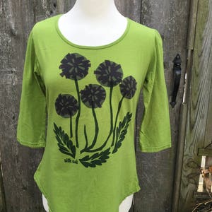 Women's 3/4 Sleeve Scoop Neck Purple Flowers on a Lime Green Tunic Tee image 1