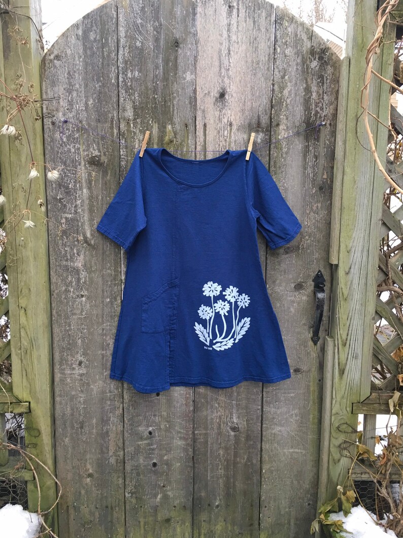 Women's Slant Pocket Tunic Dark Blue Dandelions image 4