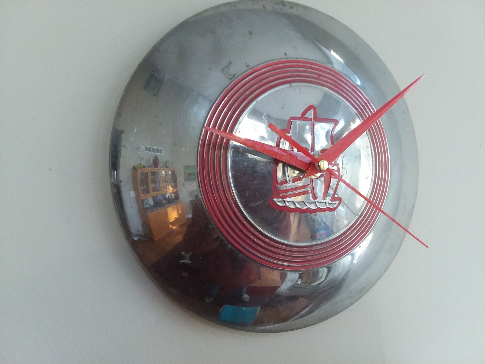 Vintage Plymouth Hubcap Wall Clock Repurposed Home Decor Etsy