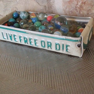 New Hampshire "Live Free Or Die" License Plate Box - Rustic Storage Box - Planter - New Hampshire - FREE SHIPPING - Repurposed Box - Tray