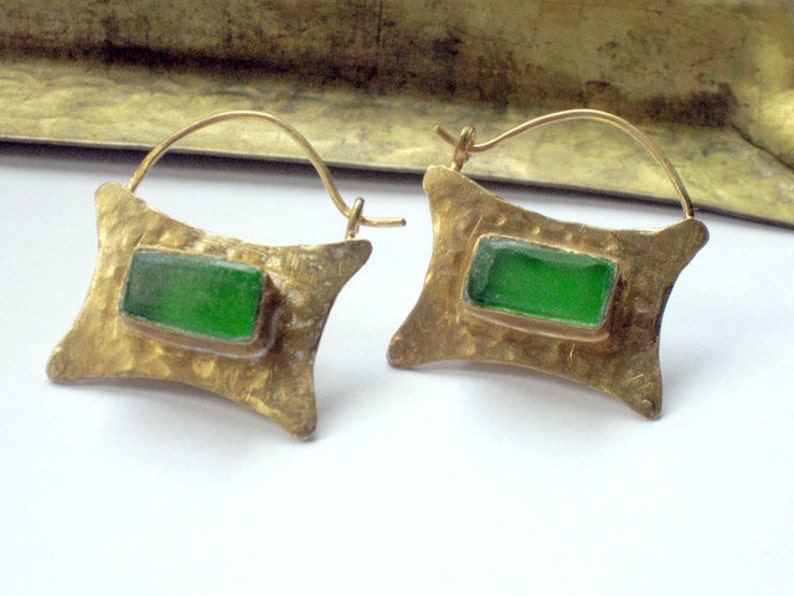 Green Glass Earrings, Gold Sea Glass Hoops, Rustic Handmade, Sea Glass Jewelry, Artisan Earrings, Gift for Her 画像 5