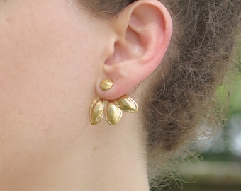 Ear Jacket Gold, Gold Leafy Earrings, Handmade Studs, 18K Goldfilled, Statement Earrings, Artisan Earrings, Everyday Jewelry, Earrings Gift