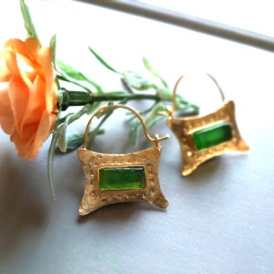 Green Glass Earrings, Gold Sea Glass Hoops, Rustic Handmade, Sea Glass Jewelry, Artisan Earrings, Gift for Her 画像 9