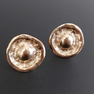 Round Stud Earrings, Hammered Studs, Gold Studs, 18K Gold, Gold filled, Handmade Jewelry, Everyday Elegant, Artisan Earrings, Women Earrings