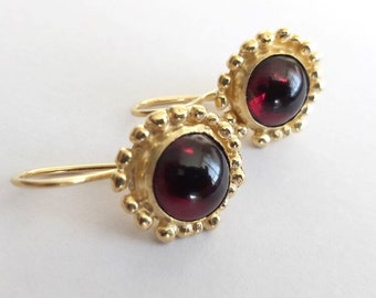 Garnet Gold Earrings, Antique Earrings, Red Garnet Gold, 18K Gold Vermeil, Gold Garnet Dangles, Garnet Drop Earrings, Gemstone Jewelry