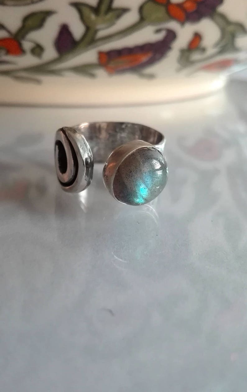 Silver Labradorite RingSterling Labradorite RingOpen | Etsy