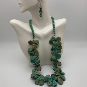 Unique Turquoise Drop Bead Necklace and Earrings