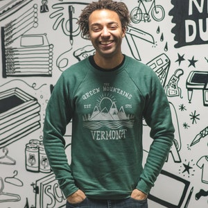 SALE Green Mountains of Vermont Crew Neck Sweatshirt Green image 2