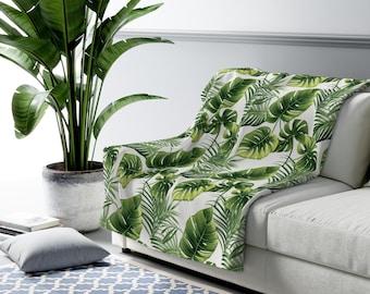 Tropical Leaf Sherpa Fleece Blanket, Cozy Throw for Home Decor in Two Sizes, Fresh and Summery Leaf Pattern Blanket for Sofa or Bed