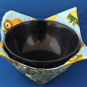 Minions Bowl Cozy image 3