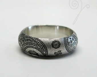 Super Chunky Paisley Ring Band