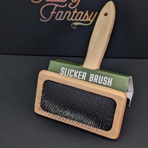 Slicker Brush