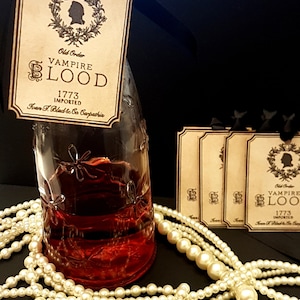 Vampire Blood, Halloween Wine Tags, Halloween Wedding, Drink Favors, Wedding Favours