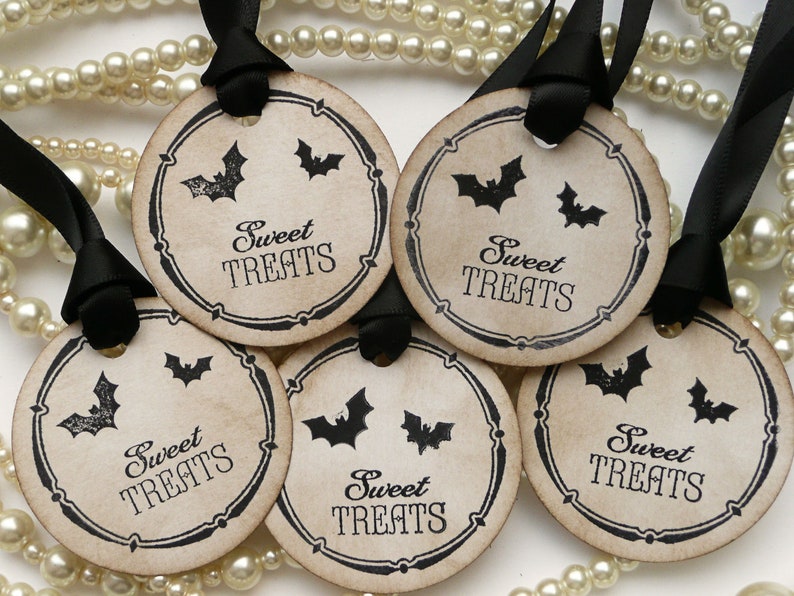 Halloween Tags, Round Treat Bag Tags, Halloween Wedding Tags, Vintage Style Tags, Bat Gift Tags, Gothic Tags image 3