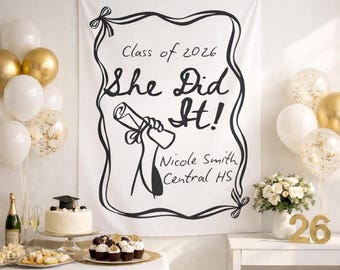 Sie hat es personalisiert, Senior 2026 Photo Booth Banner mit Namen, Mädchen Abschlussfeier Dekor, benutzerdefinierter grad Hintergrund