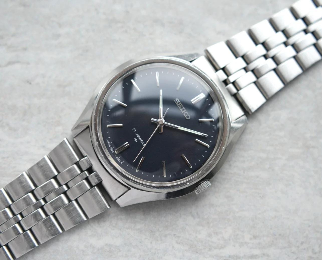 Vintage seiko 1981 - Etsy 日本