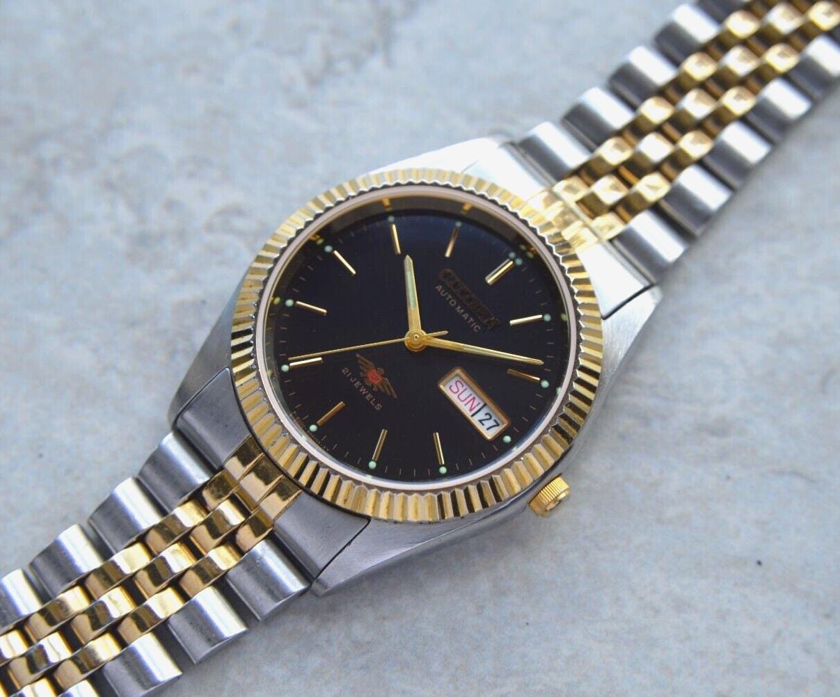 March 1987 Vintage Men's Citizen Eagle Two Tone Bracelet