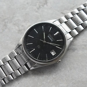 May 1983 Seiko Men's Watch SQ Date Blue Dial Bracelet Watch Date 8122