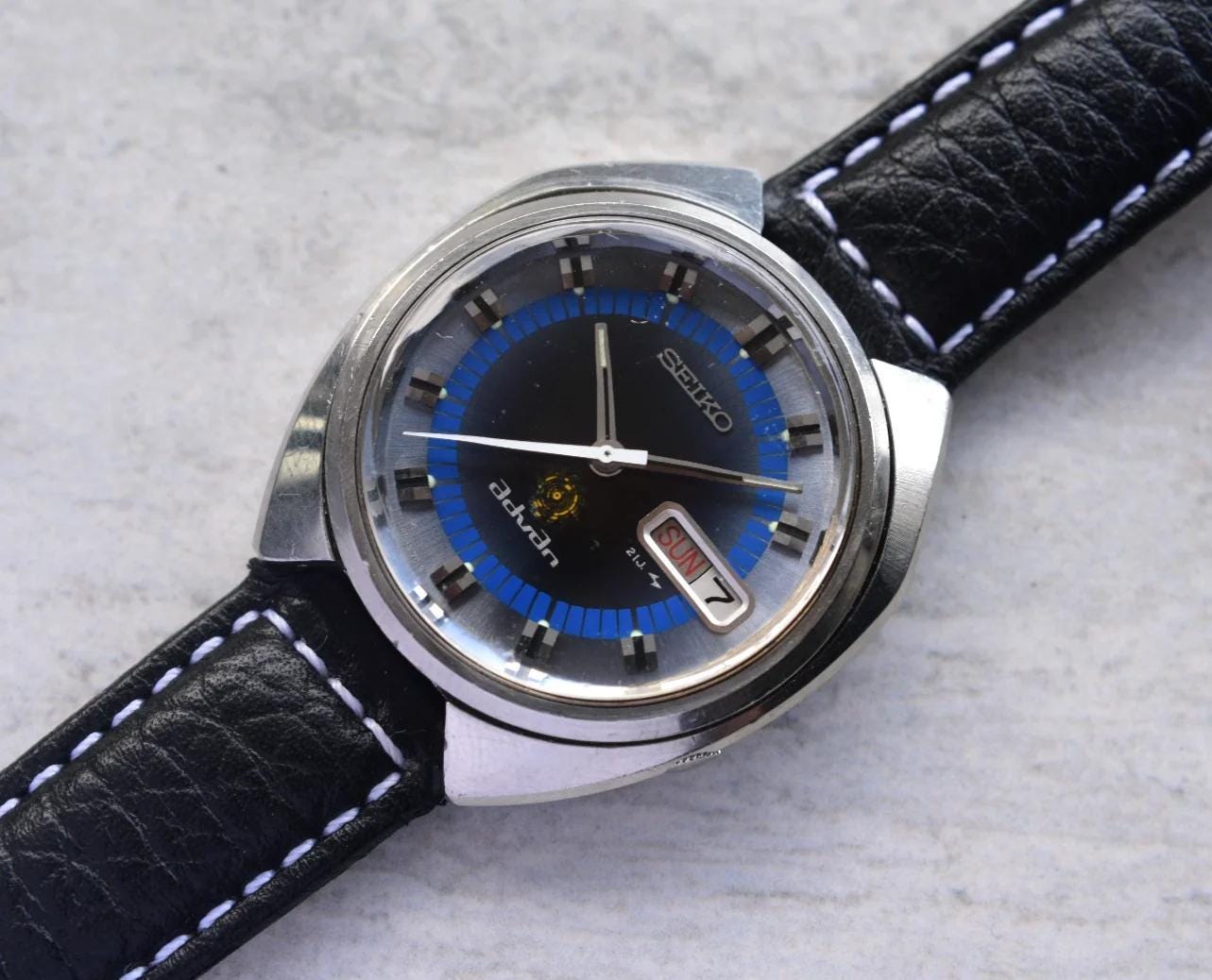セイコー　ビンテージ Seiko Vintage Watch Automatic Original Bracelet 1972 cushion