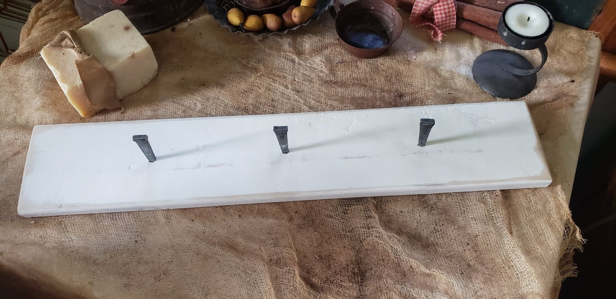 Farmhouse Wood Hanging Peg Board / Hanging Rack 3 Flat Head Etsy