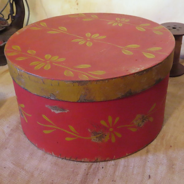 Lg Hand Painted By Artist Folk Art Primitive Round Red Ware Colonial/Shaker Box