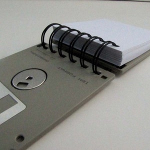 Disquette portable JUMBO gris disque d'ordinateur recyclé Geek Gear vierge Mini 125 feuilles image 5
