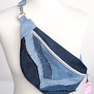 Zero Waste Bauchtasche Denim Jeans WAVES Einzelstück Crossbody Tasche