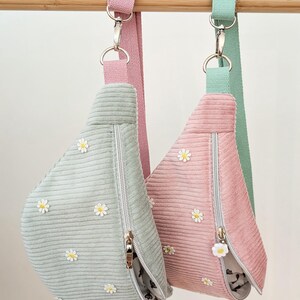 Pastell Cord Hipbag Bauchtasche Daisies - 2 Farben