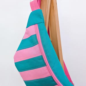 Bunte Colorblock Hipbag Bauchtasche Patchwork Streifen Bag Grün/Rosa