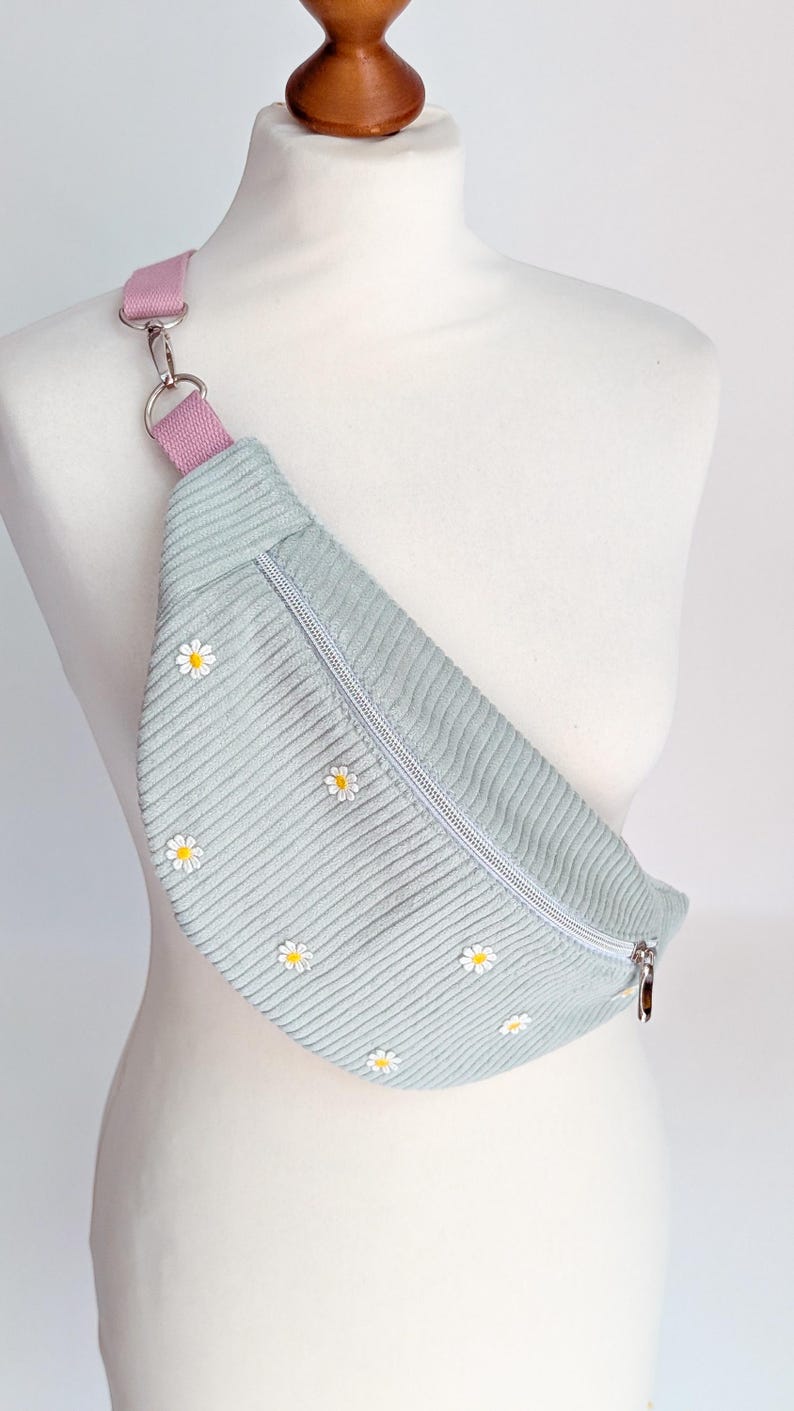 Pastell Cord Hipbag Bauchtasche Daisies - Rosa oder Mint image 13